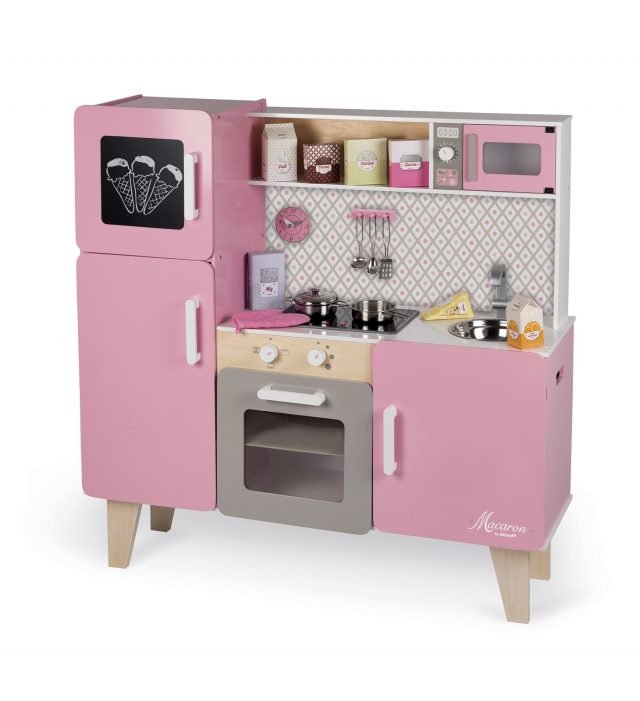 cucina Macaron di Janod dotata di orologio, tre bottoncini da girare, piano a induzione con LED e suono, stoviglie in metallo cucina Macaron di Janod dotata di orologio, tre bottoncini da girare, piano a induzione con LED e suono, stoviglie in metallo