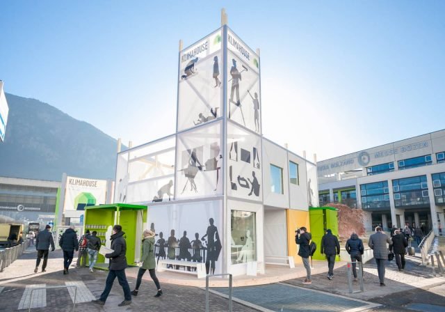 Enlight Pavillion, progettato da Fiera Bolzano in collaborazione con l’Agenzia CasaClima Enlight Pavillion, progettato da Fiera Bolzano in collaborazione con l’Agenzia CasaClima