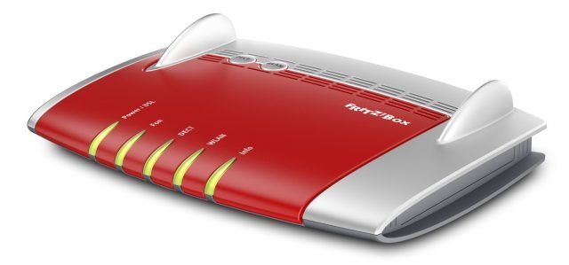 Con il FRITZ!Box 7560 si può disporre di un potente modem ADSL/VDSL e di un router wireless in un unico dispositivo. Con il centralino telefonico DECT integrato sei inoltre attrezzato anche per la telefonia IP. La rete Gigabit Ethernet, le porte USB e i media server, insieme all'intuitivo FRITZ!OS, rendono la tua rete domestica confortevole, semplice e sicura. Prezzo: 179 euro. www.avm.de Con il FRITZ!Box 7560 si può disporre di un potente modem ADSL/VDSL e di un router wireless in un unico dispositivo. Con il centralino telefonico DECT integrato sei inoltre attrezzato anche per la telefonia IP. La rete Gigabit Ethernet, le porte USB e i media server, insieme all'intuitivo FRITZ!OS, rendono la tua rete domestica confortevole, semplice e sicura. Prezzo: 179 euro. www.avm.de