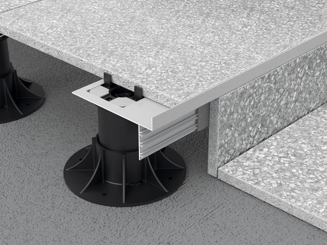 sistema di supporti per pavimentazioni sopraelevate modulari e regolabili Prosupport System di Progress Profiles sistema di supporti per pavimentazioni sopraelevate modulari e regolabili Prosupport System di Progress Profiles