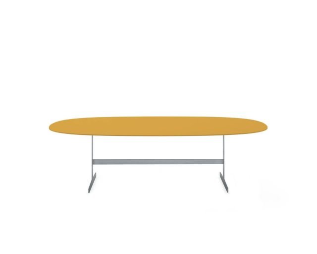 tavolo Simplon di Cappellini in legno laccato giallo e base in alluminio tavolo Simplon di Cappellini in legno laccato giallo e base in alluminio