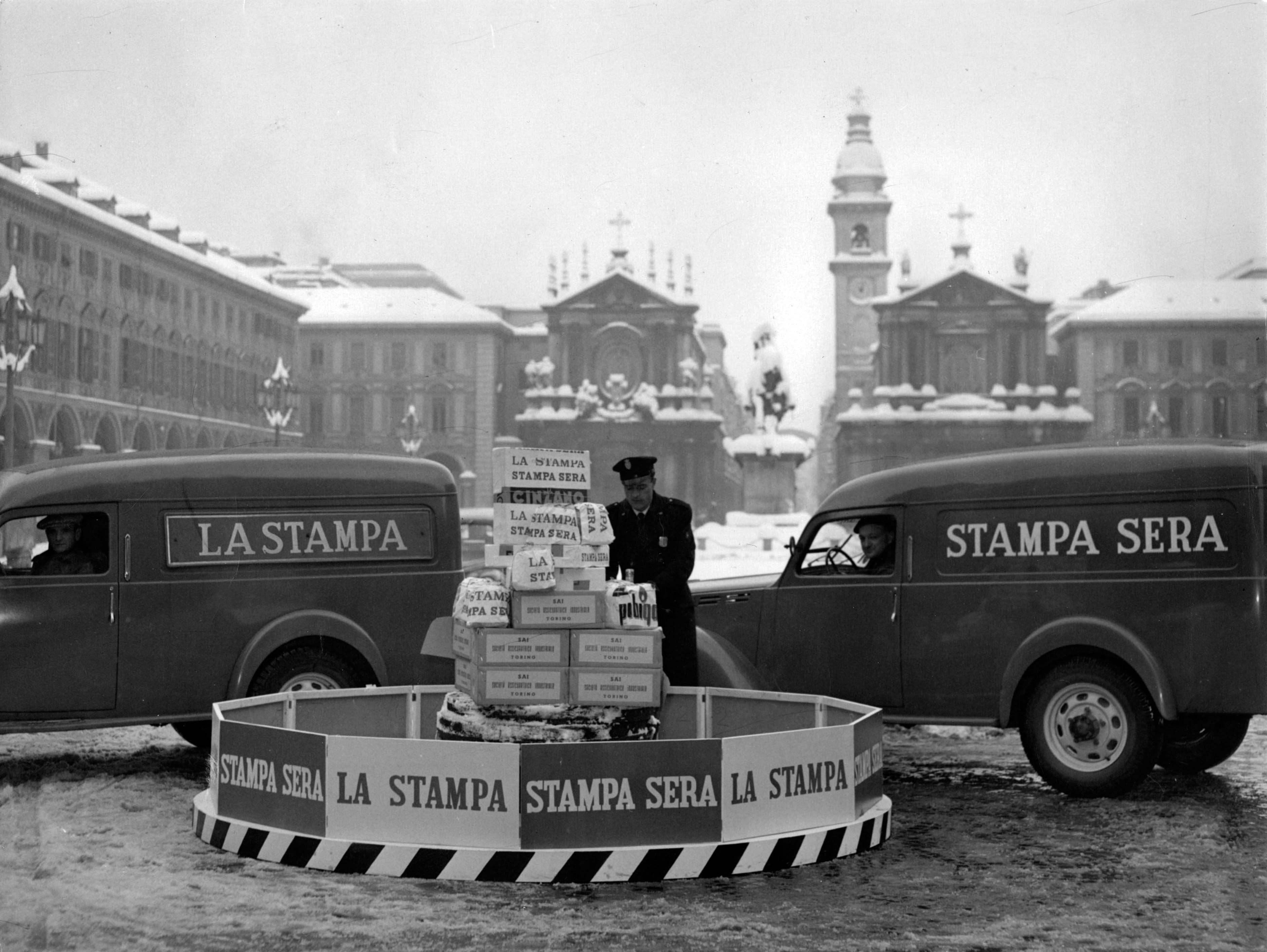 La Stampa fotografa un’epoca La Stampa fotografa un’epoca