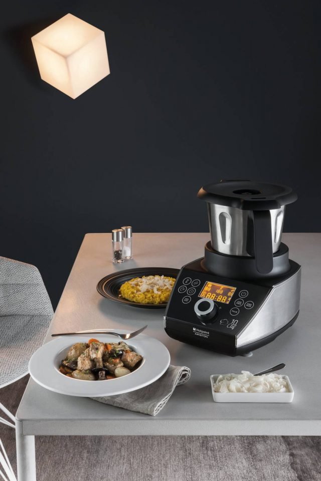 robot da cucina Cooking machine 10 Chef di Hotpoint robot da cucina Cooking machine 10 Chef di Hotpoint