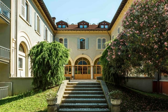 L’area di Sant’Ambrogio è una delle più significative dal punto di vista storico, artistico e culturale. L’area di Sant’Ambrogio è una delle più significative dal punto di vista storico, artistico e culturale.