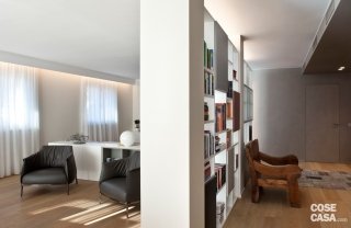 soluzioni da copiare: libreria ingloba pilastro in una casa con zona notte sottotetto soluzioni da copiare: libreria ingloba pilastro in una casa con zona notte sottotetto