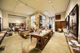 Allo spazio Stamberga, i marchi Bonacina 1889, Octàgon Design, Puebco Inc, Meta. Allo spazio Stamberga, i marchi Bonacina 1889, Octàgon Design, Puebco Inc, Meta.