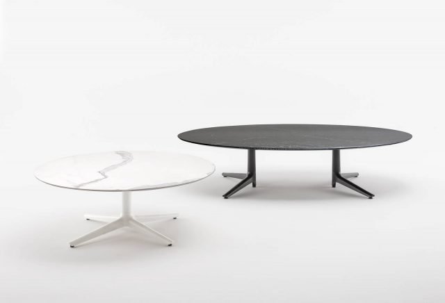 Multiplo di Kartell è il nuovo tavolino disegnato da Antonio Citterio che ha il piano realizzato in gres nella finitura marmo disponibile anche in tinta unita e vetro. Il top è rotondo, ovale e quadrato. La struttura di sostegno può essere a base centrale o a due, tre o quattro razze. www.kartell.com Multiplo di Kartell è il nuovo tavolino disegnato da Antonio Citterio che ha il piano realizzato in gres nella finitura marmo disponibile anche in tinta unita e vetro. Il top è rotondo, ovale e quadrato. La struttura di sostegno può essere a base centrale o a due, tre o quattro razze. www.kartell.com