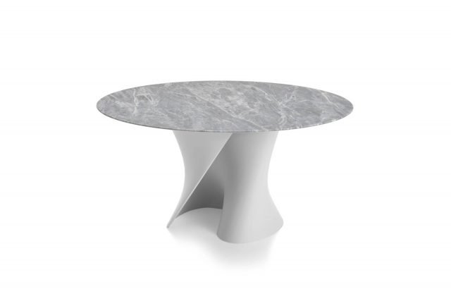 S table di Mdf Italia è il tavolo nella nuova versione con il top rotondo realizzato in pregiato marmo Bardiglio grigio medio opaco; il basamento ad S stampato è in Cristalplant ® bianco opaco (materiale composito formato da cariche minerali naturali e polimeri poliesteri ed acrilici). É disponibile nelle versioni con il piano rotondo e ovale e in diverse dimensioni. www.mdfitalia.com S table di Mdf Italia è il tavolo nella nuova versione con il top rotondo realizzato in pregiato marmo Bardiglio grigio medio opaco; il basamento ad S stampato è in Cristalplant ® bianco opaco (materiale composito formato da cariche minerali naturali e polimeri poliesteri ed acrilici). É disponibile nelle versioni con il piano rotondo e ovale e in diverse dimensioni. www.mdfitalia.com