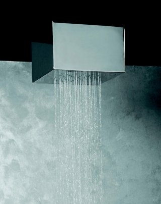 soffione Double Jet di Gattoni in acciaio inox con doppio getto a pioggia o cascata soffione Double Jet di Gattoni in acciaio inox con doppio getto a pioggia o cascata
