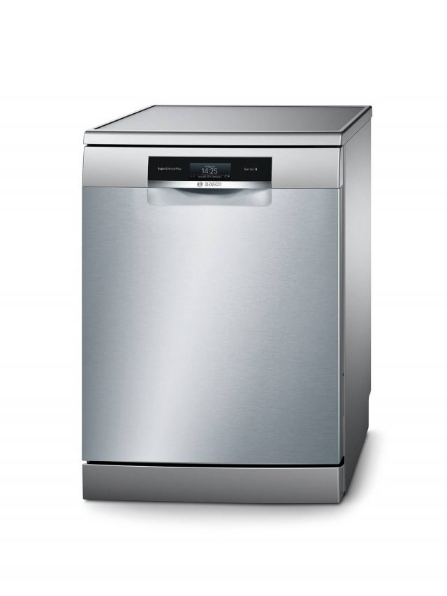 Ha sistema di asciugatura con zeolite la lavastoviglie SMS88TI16E di Bosch con terzo cestello MaxiSpace. Tra gli 8 programmi, anche quello auto 35 °C-45 °C. Grazie all'opzione Super Silence Plus, ha un'emissione sonora di soli 40 dB. Ha sistema di asciugatura con zeolite la lavastoviglie SMS88TI16E di Bosch con terzo cestello MaxiSpace. Tra gli 8 programmi, anche quello auto 35 °C-45 °C. Grazie all'opzione Super Silence Plus, ha un'emissione sonora di soli 40 dB.