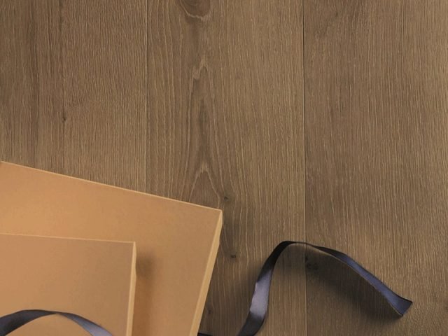 Parquet Fumo di Londra di Cadorin con listoni in rovere Parquet Fumo di Londra di Cadorin con listoni in rovere