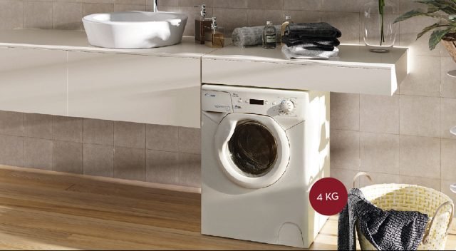 Più stretta, più bassa e profonda 44 cm: la mini lavatrice ha tutte e tre le misure ridotte. Con display digitale AQUA 1042D1 di Candy ha 16 programmi di lavaggio, partenza ritardata fino a 24 ore e centrifuga massima che raggiunge i 1.100 giri. Più stretta, più bassa e profonda 44 cm: la mini lavatrice ha tutte e tre le misure ridotte. Con display digitale AQUA 1042D1 di Candy ha 16 programmi di lavaggio, partenza ritardata fino a 24 ore e centrifuga massima che raggiunge i 1.100 giri.