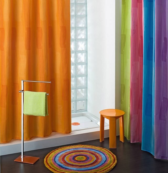 n. 9:Mercatoneuno, Multicolor n. 9:Mercatoneuno, Multicolor