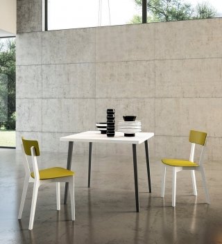 tavolo con piano in melaminico bianco Leeds di Arredo3 tavolo con piano in melaminico bianco Leeds di Arredo3