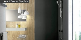 Piatto doccia e pannelli decor da mettere anche sulle vecchie piastrelle