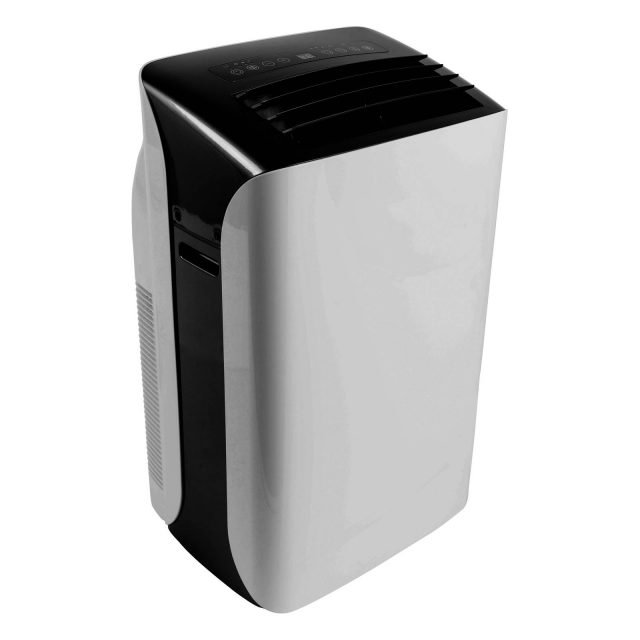 Con potenza di raffreddamento di 9.000 Btu/h, il climatizzatore portatile Equation WAP-06EZR26 in vendita da Leroy Merlin è regolabile su tre velocità di ventilazione. Adatto per raffreddare ambienti da 20 mq, è in classe di efficienza energetica A+. Misura L45xP40,5xH 75 cm. Prezzo 269 euro. www.leroymerlin.it Con potenza di raffreddamento di 9.000 Btu/h, il climatizzatore portatile Equation WAP-06EZR26 in vendita da Leroy Merlin è regolabile su tre velocità di ventilazione. Adatto per raffreddare ambienti da 20 mq, è in classe di efficienza energetica A+. Misura L45xP40,5xH 75 cm. Prezzo 269 euro. www.leroymerlin.it