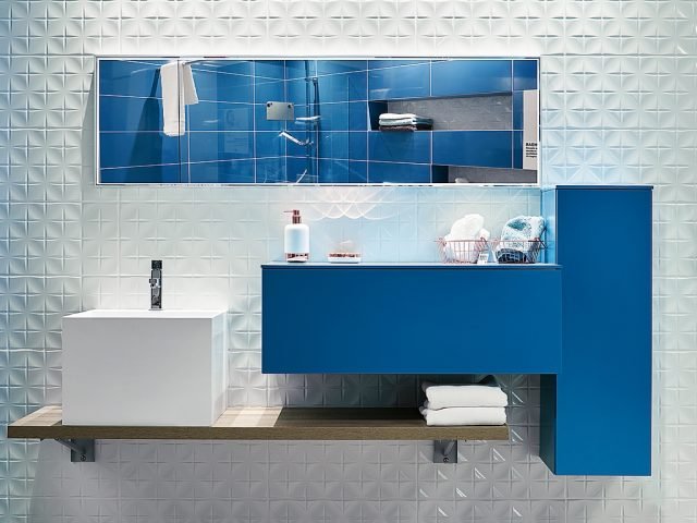 Mobile bagno Neo Line, squadrato a tutto colore Mobile bagno Neo Line, squadrato a tutto colore