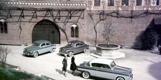 Torri e Motori. Automobili al Borgo Medievale Torri e Motori. Automobili al Borgo Medievale