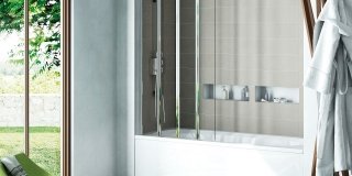 Vasca doccia: le pareti sopravasca che permettono la doppia funzione