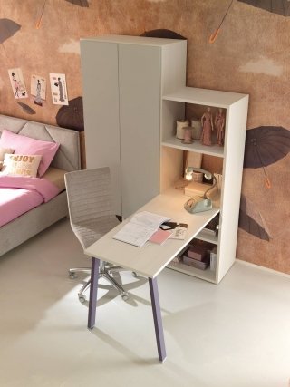 scrivania di Moretti Compact con libreria outline in betulla scrivania di Moretti Compact con libreria outline in betulla