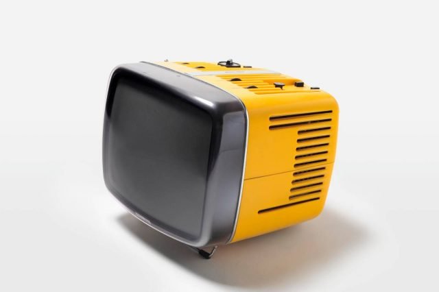 Televisore Doney, produzione Brionvega, designer Richard Sapper e Marco Zanuso, Compasso d'Oro 1962. Televisore Doney, produzione Brionvega, designer Richard Sapper e Marco Zanuso, Compasso d'Oro 1962.