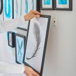 sistema di fissaggio Creazione delle cornici segnaposto per decidere le posizioni per un collage a parete. sistema di fissaggio Creazione delle cornici segnaposto per decidere le posizioni per un collage a parete.