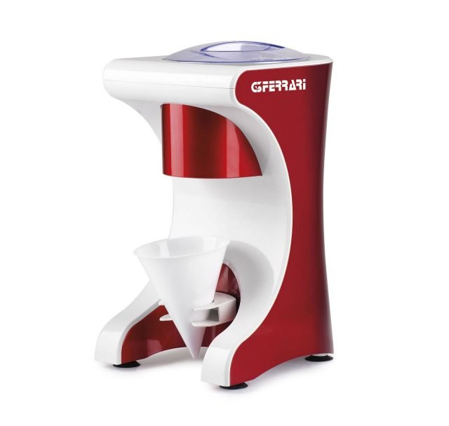 Velocissima, GranITA Gran di G3 Ferrari è dotata di lama in acciaio inox per tritare fino a 500 grammi di ghiaccio in 1 minuto e preparare così granite o cocktail, sorbetti e dessert. Ha 60 watt di potenza e contenitore capiente 200 grammi. Misura L19,5xP16,5xH30 cm. Prezzo 43,90 euro. www.g3ferrari.net Velocissima, GranITA Gran di G3 Ferrari è dotata di lama in acciaio inox per tritare fino a 500 grammi di ghiaccio in 1 minuto e preparare così granite o cocktail, sorbetti e dessert. Ha 60 watt di potenza e contenitore capiente 200 grammi. Misura L19,5xP16,5xH30 cm. Prezzo 43,90 euro. www.g3ferrari.net