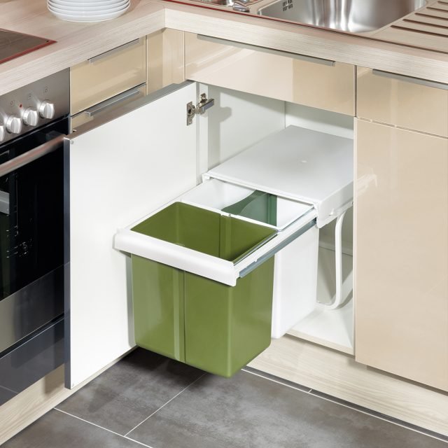 pattumiera per la raccolta differenziata da incasso con una capacità di 30 Lt Art. 4289575 di Obi Italia pattumiera per la raccolta differenziata da incasso con una capacità di 30 Lt Art. 4289575 di Obi Italia