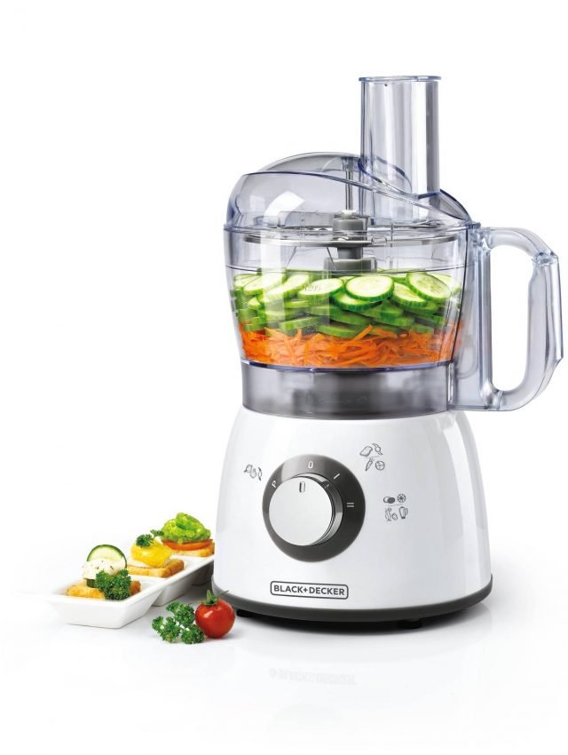 Il robot da cucina compatto FX400 di Black & Decker, ha potenza di 400 watt, capacità di 1,2 litri e funziona a 2 velocità con intermittenza. E’ fornito con accessorio per impastare, disco per affettare e spatola per amalgamare. Prezzo 49,90 euro. www.blackanddecker.it Il robot da cucina compatto FX400 di Black & Decker, ha potenza di 400 watt, capacità di 1,2 litri e funziona a 2 velocità con intermittenza. E’ fornito con accessorio per impastare, disco per affettare e spatola per amalgamare. Prezzo 49,90 euro. www.blackanddecker.it