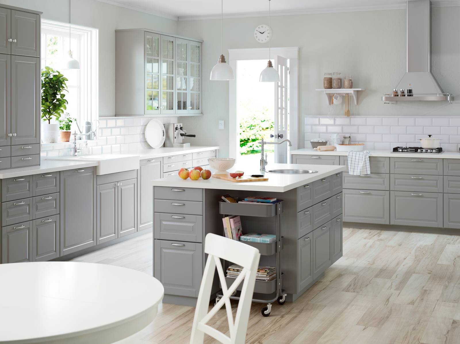 Cucine con lisola: 12 modelli per un living votato alla ... Ikea cucine su misura prezzi