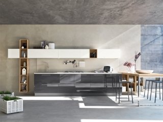 cucina con i vani a giorno Alevè di Stosa cucina con i vani a giorno Alevè di Stosa