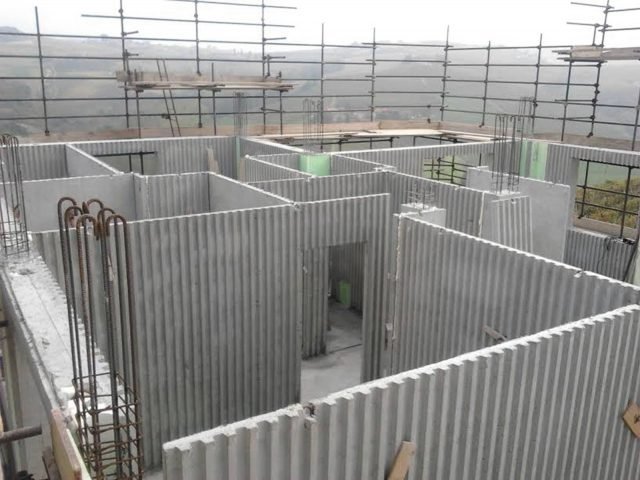muro brevettato Klimasismico di Sarotto ad alte prestazioni termiche muro brevettato Klimasismico di Sarotto ad alte prestazioni termiche
