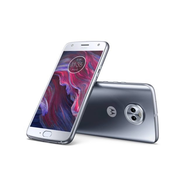 Il nuovo smartphone moto x4 di Lenovo propone tutte le più recenti Moto Experience combinate con funzionalità software completamente nuove. moto x4 è dotato di una fotocamera ancora intelligente che va oltre il semplice scatto fotografico. La nuova funzione Landmark Detection di moto x4 trasforma la fotocamera in un occhio sul mondo, dalla scansione di biglietti da visita fino alla realizzazione di selfie animati con Face Filters. Le capacità combinate delle due fotocamere posteriori da 12MP e 8MP e il software avanzato dotato di doppia tecnologia Autofocus Pixel danno vita a immagini di qualità professionale, mentre la fotocamera frontale da 16MP, con la sua modalità adattiva in condizioni di scarsa illuminazione3 e la nuova funzione Panoramic Selfie, riprende sfondi più ampi per far evolvere i selfie a un livello più alto. Batteria: 3.000 mAh. È dotato di hardware impermeabile all'acqua certificato IP68 che lo tiene al sicuro da versamenti accidentali di liquidi, spruzzi e persino dalle pozzanghere. Prezzo 449,99 euro. Il nuovo smartphone moto x4 di Lenovo propone tutte le più recenti Moto Experience combinate con funzionalità software completamente nuove. moto x4 è dotato di una fotocamera ancora intelligente che va oltre il semplice scatto fotografico. La nuova funzione Landmark Detection di moto x4 trasforma la fotocamera in un occhio sul mondo, dalla scansione di biglietti da visita fino alla realizzazione di selfie animati con Face Filters. Le capacità combinate delle due fotocamere posteriori da 12MP e 8MP e il software avanzato dotato di doppia tecnologia Autofocus Pixel danno vita a immagini di qualità professionale, mentre la fotocamera frontale da 16MP, con la sua modalità adattiva in condizioni di scarsa illuminazione3 e la nuova funzione Panoramic Selfie, riprende sfondi più ampi per far evolvere i selfie a un livello più alto. Batteria: 3.000 mAh. È dotato di hardware impermeabile all'acqua certificato IP68 che lo tiene al sicuro da versamenti accidentali di liquidi, spruzzi e persino dalle pozzanghere. Prezzo 449,99 euro.