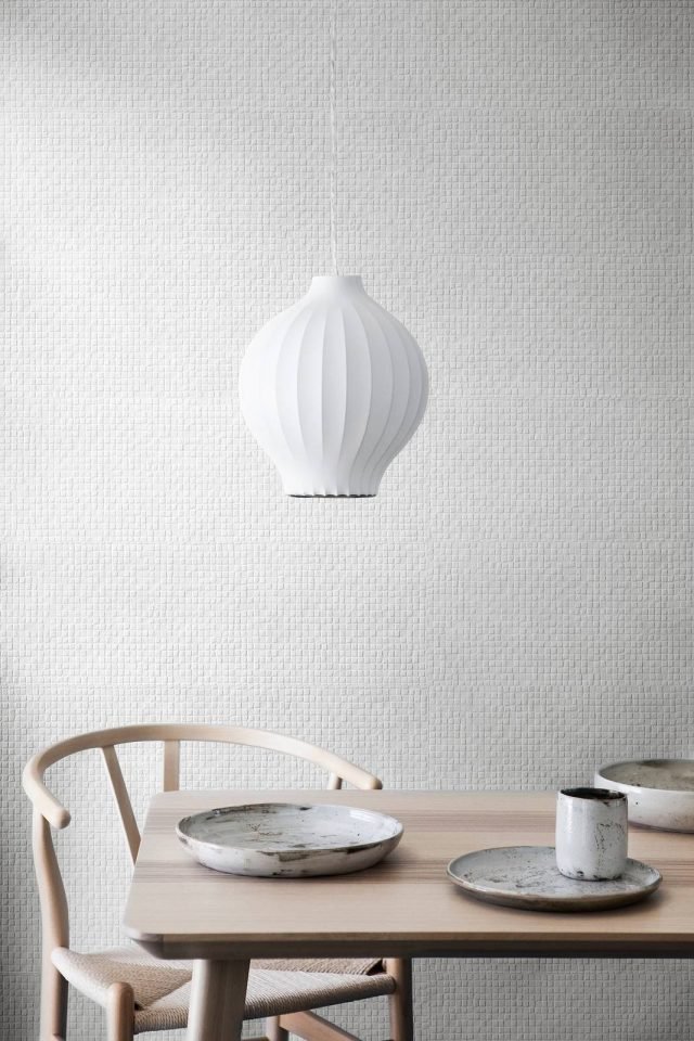 Fresco, di Marazzi, è un rivestimento in grande formato, 32,5x97,7 cm e spessore 6 cm, influenzato dalla bellezza dell’intonaco a calce abbinato alla semplicità della ceramica. Cinque colori (shadow. pencil, light, desert, truffle) e una serie di decori e mosaici definiscono la serie, certifiata LEED per il processo produttivo a ciclo chiuso. Fresco, di Marazzi, è un rivestimento in grande formato, 32,5x97,7 cm e spessore 6 cm, influenzato dalla bellezza dell’intonaco a calce abbinato alla semplicità della ceramica. Cinque colori (shadow. pencil, light, desert, truffle) e una serie di decori e mosaici definiscono la serie, certifiata LEED per il processo produttivo a ciclo chiuso.
