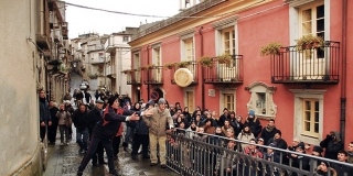 TOCATI’. Festival Internazionale dei Giochi in Strada TOCATI’. Festival Internazionale dei Giochi in Strada