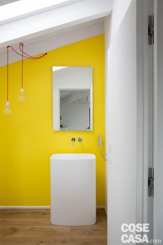 98 mq sottotetto nell'ex cascina 98 mq sottotetto nell'ex cascina