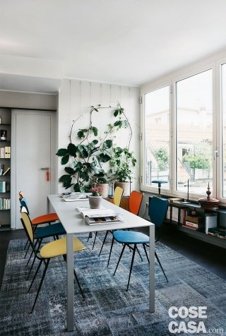 95 mq con una soluzione originale per separare la cucina e isolarla 95 mq con una soluzione originale per separare la cucina e isolarla