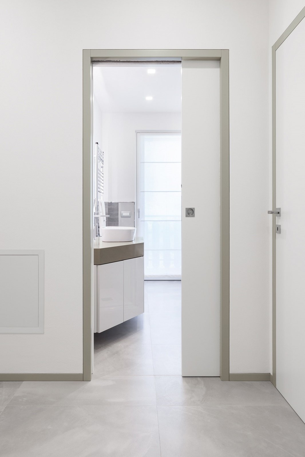 La porta scorrevole è ideale, dove è necessario risparmiare spazio. Porte scorrevoli eclisse dimensioni