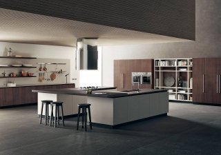 due blocchi al centro della cucina Liberamente di Scavolini con zone cottura e lavaggio integrate nel top in Kerlite® due blocchi al centro della cucina Liberamente di Scavolini con zone cottura e lavaggio integrate nel top in Kerlite®
