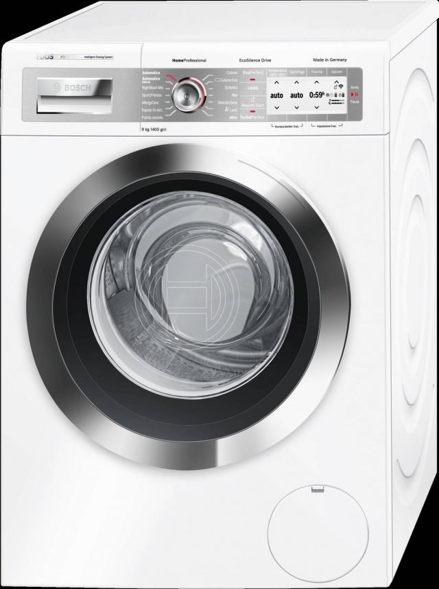 Si risparmia acqua e detersivo con la lavatrice i-DOS mod. WAYH8849IT di Bosch che dosa in modo completamente automatico il detersivo liquido e l’ammorbidente grazie a sensori integrati che rilevano la tipologia di tessuto, il carico, il grado di sporco e la durezza dell’acqua. Può essere controllata anche da remoto attraverso smartphone o pc. In classe A+++, ha capacità di carico di 9 kg. Misura L60xP59xH85 cm. Prezzo 1.299 euro. www.bosch.it Si risparmia acqua e detersivo con la lavatrice i-DOS mod. WAYH8849IT di Bosch che dosa in modo completamente automatico il detersivo liquido e l’ammorbidente grazie a sensori integrati che rilevano la tipologia di tessuto, il carico, il grado di sporco e la durezza dell’acqua. Può essere controllata anche da remoto attraverso smartphone o pc. In classe A+++, ha capacità di carico di 9 kg. Misura L60xP59xH85 cm. Prezzo 1.299 euro. www.bosch.it