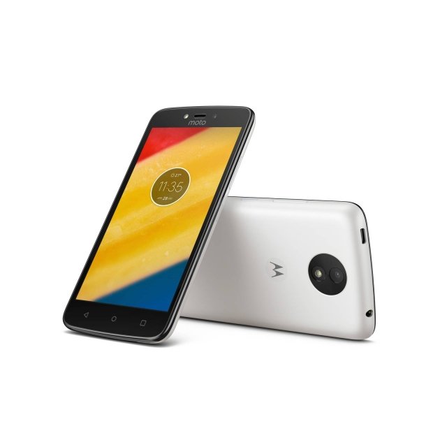 Il nuovo Moto C Plus è dotato di un display HD, una batteria più potente e una fotocamera innovativa a un prezzo molto competitivo. Disponibile nei colori Metallic Cherry, Whole Gold e Starry Black. La batteria di lunga durata permette di avere un’autonomia di 30h a ricarica. Moto C Plus è dotato di una potente fotocamera, efficace anche con poca luce. Con una fotocamera frontale da 2MP, illuminazione per selfie e una fotocamera posteriore da 8MP con flash a LED, potrai sempre scattare foto e selfie nitidi. Prezzo: 139,99 euro nella versione da 1GB RAM/16GB. www.motorola.it Il nuovo Moto C Plus è dotato di un display HD, una batteria più potente e una fotocamera innovativa a un prezzo molto competitivo. Disponibile nei colori Metallic Cherry, Whole Gold e Starry Black. La batteria di lunga durata permette di avere un’autonomia di 30h a ricarica. Moto C Plus è dotato di una potente fotocamera, efficace anche con poca luce. Con una fotocamera frontale da 2MP, illuminazione per selfie e una fotocamera posteriore da 8MP con flash a LED, potrai sempre scattare foto e selfie nitidi. Prezzo: 139,99 euro nella versione da 1GB RAM/16GB. www.motorola.it