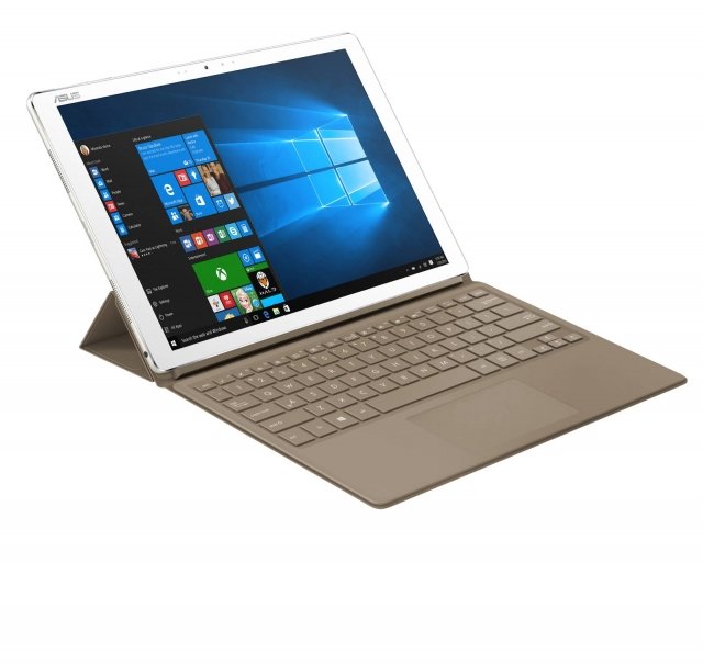 ASUS Transformer 3 offre tutto il necessario per massimizzare produttività e creatività. Processori Intel Core i7 di settima generazione e ben 8 GB di veloce RAM LPDDR3 consentono di eseguire anche i compiti più impegnativi. ASUS Transformer 3 gode di un’incredibile efficienza energetica garantendo una sorprendente durata della batteria - sufficiente a coprire un’intera giornata di lavoro – in aggiunta alla tecnologia di ricarica rapida che permette di ricaricare la batteria fino al 60% in soli 50 minuti. Prezzo: 1.249 invece di euro 1.699. www.asus.com ASUS Transformer 3 offre tutto il necessario per massimizzare produttività e creatività. Processori Intel Core i7 di settima generazione e ben 8 GB di veloce RAM LPDDR3 consentono di eseguire anche i compiti più impegnativi. ASUS Transformer 3 gode di un’incredibile efficienza energetica garantendo una sorprendente durata della batteria - sufficiente a coprire un’intera giornata di lavoro – in aggiunta alla tecnologia di ricarica rapida che permette di ricaricare la batteria fino al 60% in soli 50 minuti. Prezzo: 1.249 invece di euro 1.699. www.asus.com