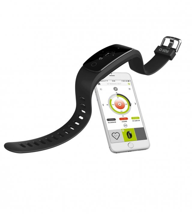 Smart Fit di SBS Mobile è l’orologio fitness che monitora l’attività fisica quotidiana e gli allenamenti di ogni giorno: registra i passi, la distanza percorsa, le calorie bruciate, la durata della tua attività fisica e la frequenza cardiaca. Aiuta anche ad avere sempre sotto controllo anche le chiamate e i messaggi in arrivo sullo smartphone. Indossato la notte, questo fitness tracker monitora automaticamente la qualità e la durata del sonno. Smart Fit permett, inoltre, di gestire la musica direttamente dal braccialetto. Per ricaricare Smart Fit non serve un caricabatterie, ma basta sfilarlo dal cinturino e collegarlo al PC o a un caricabatterie dotato di porta USB. Smart Fit utilizza con l’applicazione gratuita Go Life, sviluppata da SBS per chi ama fare sport e monitorare i propri traguardi quotidiani. Go Life è scaricabile gratuitamente da Apple App Store e Google Play Store e permette di collegare tutti i dispositivi della linea Go Life tra cui diversi fitness tracker, corda per saltare, pesi, bilancia di composizione corporea, bilancia nutrizionale e cadenziometro per le bici. Stand-by: 7 giorni. Batteria: Li-ion (65mAh). Cinturino regolabile. Prezzo: 89,90 euro. www.sbsmobile.store Smart Fit di SBS Mobile è l’orologio fitness che monitora l’attività fisica quotidiana e gli allenamenti di ogni giorno: registra i passi, la distanza percorsa, le calorie bruciate, la durata della tua attività fisica e la frequenza cardiaca. Aiuta anche ad avere sempre sotto controllo anche le chiamate e i messaggi in arrivo sullo smartphone. Indossato la notte, questo fitness tracker monitora automaticamente la qualità e la durata del sonno. Smart Fit permett, inoltre, di gestire la musica direttamente dal braccialetto. Per ricaricare Smart Fit non serve un caricabatterie, ma basta sfilarlo dal cinturino e collegarlo al PC o a un caricabatterie dotato di porta USB. Smart Fit utilizza con l’applicazione gratuita Go Life, sviluppata da SBS per chi ama fare sport e monitorare i propri traguardi quotidiani. Go Life è scaricabile gratuitamente da Apple App Store e Google Play Store e permette di collegare tutti i dispositivi della linea Go Life tra cui diversi fitness tracker, corda per saltare, pesi, bilancia di composizione corporea, bilancia nutrizionale e cadenziometro per le bici. Stand-by: 7 giorni. Batteria: Li-ion (65mAh). Cinturino regolabile. Prezzo: 89,90 euro. www.sbsmobile.store