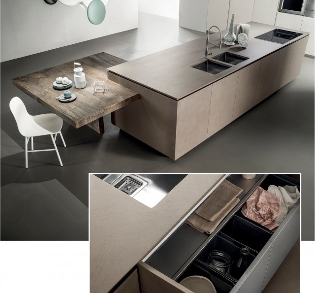 Obliqua di Ernestomeda è la cucina con pattumiera interamente in biomalta, una resina a base acrilica resistente all'usura, traspirante e ignifuga. L'isola centrale ha una forma compatta e un design lineare sottolineati dalla colorazione uniforme castagna; all'interno delle ante sotto il lavello sono alloggiati i contenitori per la raccolta differenziata. Un modulo base da 60 cm, prezzo 355,50 euro. www.ernestomeda.it Obliqua di Ernestomeda è la cucina con pattumiera interamente in biomalta, una resina a base acrilica resistente all'usura, traspirante e ignifuga. L'isola centrale ha una forma compatta e un design lineare sottolineati dalla colorazione uniforme castagna; all'interno delle ante sotto il lavello sono alloggiati i contenitori per la raccolta differenziata. Un modulo base da 60 cm, prezzo 355,50 euro. www.ernestomeda.it