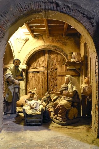 A Urbino si possono ammirare per la 17esima edizione de “Le Vie dei Presepi” tanti presepi della tradizione sparsi un po’ ovunque nel centro storico. Foto: Regione Marche. www.prourbino.it A Urbino si possono ammirare per la 17esima edizione de “Le Vie dei Presepi” tanti presepi della tradizione sparsi un po’ ovunque nel centro storico. Foto: Regione Marche. www.prourbino.it