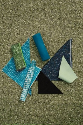 Il disegno ha motivi geometrici, con sagome nette che combaciano perfettamente: è un trucco che semplifica e velocizza il lavoro e ne assicura la riuscita. Nella foto: tessuti di Designers Guild (www.designersguild.com/it).