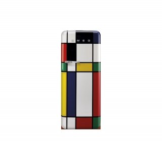 frigorifero monoporta FAB28RDMC di Smeg multicolor anni ‘50 a libera installazione. frigorifero monoporta FAB28RDMC di Smeg multicolor anni ‘50 a libera installazione.