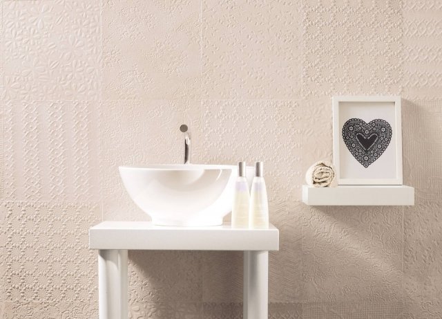 Sweet Revolution è la piastrella gres effetto tessuto e tridimensionale di Ceramica Fioranese Sweet Revolution è la piastrella gres effetto tessuto e tridimensionale di Ceramica Fioranese