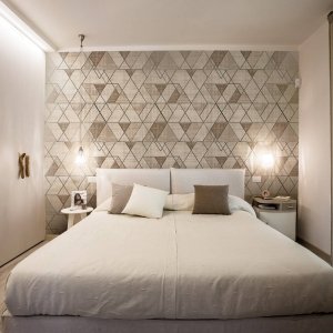 Carta da parati dietro al letto: 16 soluzioni scenografiche cose ... Carta da parati camera