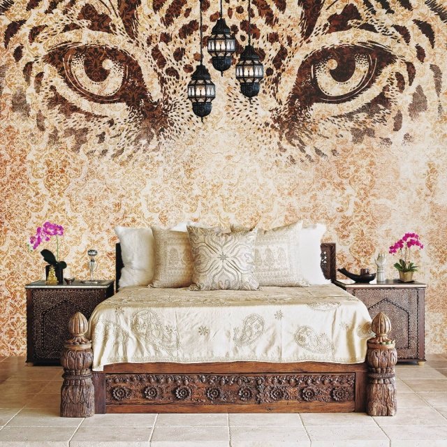 Orientale. Seducente, elegante, esotica: questa è Felix carta da parati firmata Skinwall, finemente decorata da motivi orientali tra cui trionfa lo sguardo ammaliante di una tigre. Felix fa parte della Collezione Contemporary Design firmata Skinwall. È stampabile su cinque diversi supporti in base alle esigenze del cliente. Il prezzo è a partire da 60,00 € a metro quadro iva inclusa. (Il prezzo è variabile a seconda del supporto scelto per la stampa.) www.skinwall.it Orientale. Seducente, elegante, esotica: questa è Felix carta da parati firmata Skinwall, finemente decorata da motivi orientali tra cui trionfa lo sguardo ammaliante di una tigre. Felix fa parte della Collezione Contemporary Design firmata Skinwall. È stampabile su cinque diversi supporti in base alle esigenze del cliente. Il prezzo è a partire da 60,00 € a metro quadro iva inclusa. (Il prezzo è variabile a seconda del supporto scelto per la stampa.) www.skinwall.it